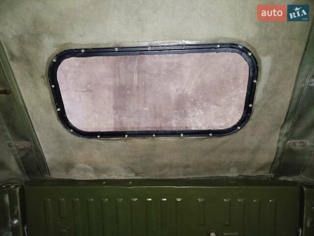 Зелений УАЗ 469Б, об'ємом двигуна 2.4 л та пробігом 200 тис. км за 3000 $, фото 6 на Automoto.ua