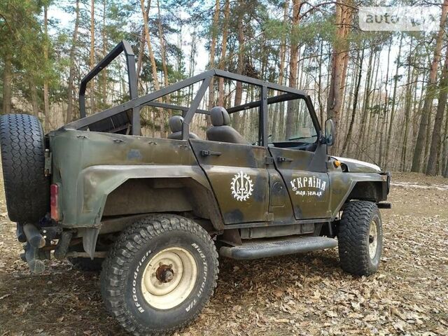 Зелений УАЗ 469Б, об'ємом двигуна 2.4 л та пробігом 100 тис. км за 2900 $, фото 15 на Automoto.ua
