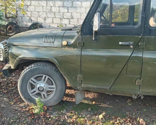 Зеленый УАЗ 469Б, объемом двигателя 2.4 л и пробегом 100 тыс. км за 2999 $, фото 5 на Automoto.ua