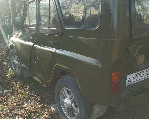 Зеленый УАЗ 469Б, объемом двигателя 2.4 л и пробегом 100 тыс. км за 2999 $, фото 1 на Automoto.ua