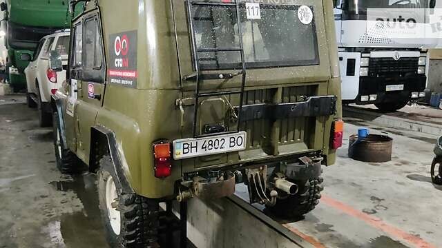 Зелений УАЗ 469Б, об'ємом двигуна 2.4 л та пробігом 120 тис. км за 4000 $, фото 5 на Automoto.ua