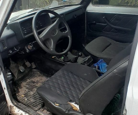 УАЗ Другая 2009 в Макарове на Automoto.ua Белый УАЗ Другая, объемом двигателя 1.7 л и пробегом 280 тыс. км за 2000 $, фото 3 на Automoto.ua