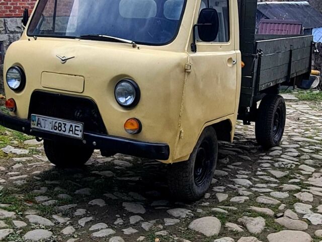 Бежевий УАЗ Інша, об'ємом двигуна 2.4 л та пробігом 25 тис. км за 2000 $, фото 1 на Automoto.ua