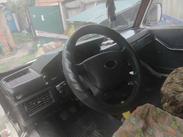 Бежевый УАЗ Другая, объемом двигателя 1.5 л и пробегом 3 тыс. км за 2200 $, фото 5 на Automoto.ua