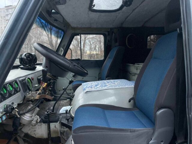 Серый УАЗ Другая, объемом двигателя 2.4 л и пробегом 12 тыс. км за 5600 $, фото 11 на Automoto.ua