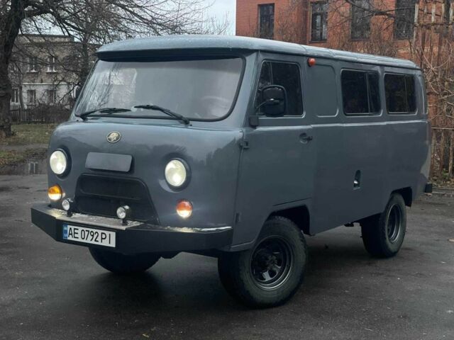 Серый УАЗ Другая, объемом двигателя 2.4 л и пробегом 12 тыс. км за 5600 $, фото 2 на Automoto.ua