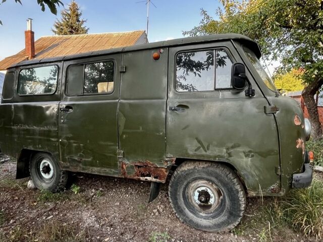 Зелений УАЗ Інша, об'ємом двигуна 2.4 л та пробігом 268 тис. км за 900 $, фото 2 на Automoto.ua