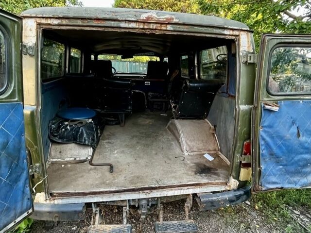 Зелений УАЗ Інша, об'ємом двигуна 2.4 л та пробігом 268 тис. км за 900 $, фото 3 на Automoto.ua