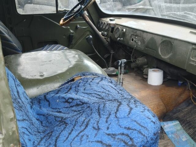 Зеленый УАЗ Другая, объемом двигателя 2.4 л и пробегом 1000 тыс. км за 949 $, фото 2 на Automoto.ua