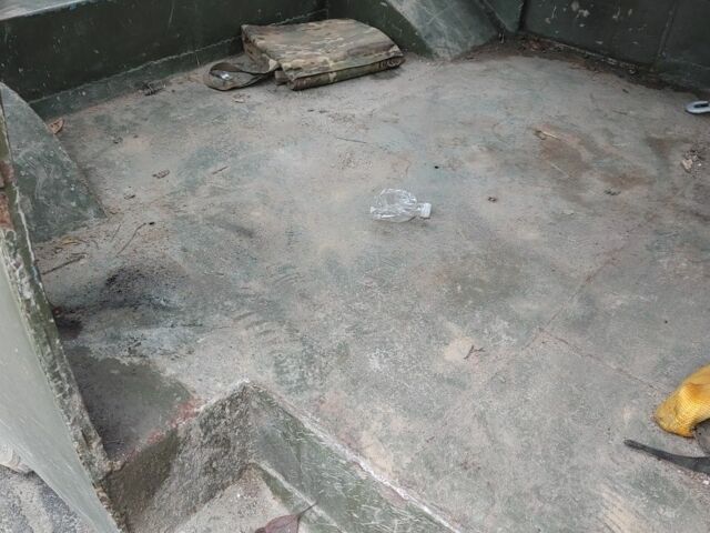 Зеленый УАЗ Другая, объемом двигателя 2.4 л и пробегом 1000 тыс. км за 949 $, фото 3 на Automoto.ua