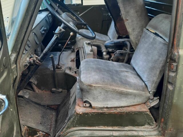Зелений УАЗ Інша, об'ємом двигуна 2.4 л та пробігом 33 тис. км за 1650 $, фото 8 на Automoto.ua
