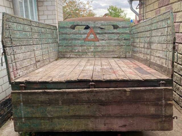 Зелений УАЗ Інша, об'ємом двигуна 2.4 л та пробігом 100 тис. км за 1450 $, фото 2 на Automoto.ua