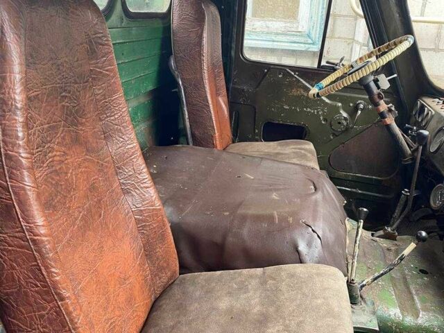 Зелений УАЗ Інша, об'ємом двигуна 2.4 л та пробігом 100 тис. км за 1450 $, фото 1 на Automoto.ua