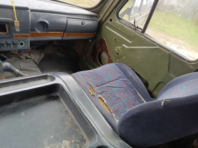 Зеленый УАЗ Другая, объемом двигателя 2.9 л и пробегом 200 тыс. км за 4300 $, фото 5 на Automoto.ua