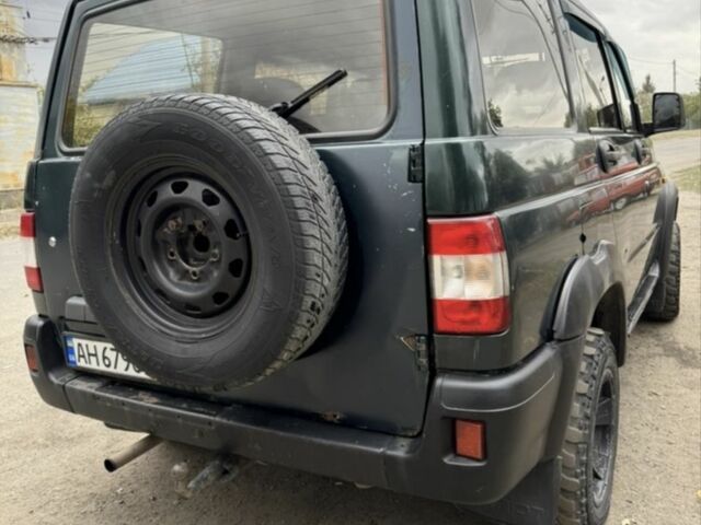 Зеленый УАЗ Другая, объемом двигателя 2.4 л и пробегом 300 тыс. км за 1500 $, фото 3 на Automoto.ua