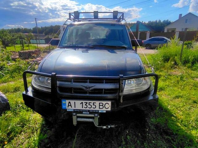 Чорний УАЗ Патріот, об'ємом двигуна 2.7 л та пробігом 200 тис. км за 2500 $, фото 4 на Automoto.ua