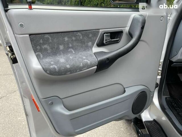 УАЗ Патриот, объемом двигателя 2.7 л и пробегом 5 тыс. км за 12500 $, фото 20 на Automoto.ua