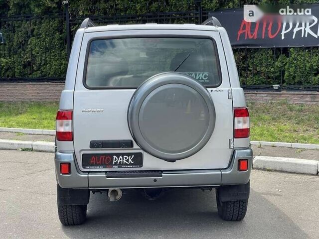 УАЗ Патриот, объемом двигателя 2.7 л и пробегом 5 тыс. км за 12500 $, фото 10 на Automoto.ua