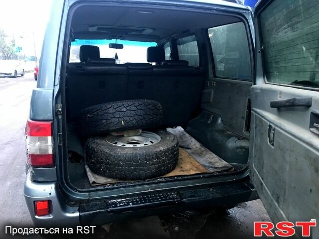 УАЗ Патриот, объемом двигателя 2.7 л и пробегом 170 тыс. км за 2900 $, фото 6 на Automoto.ua