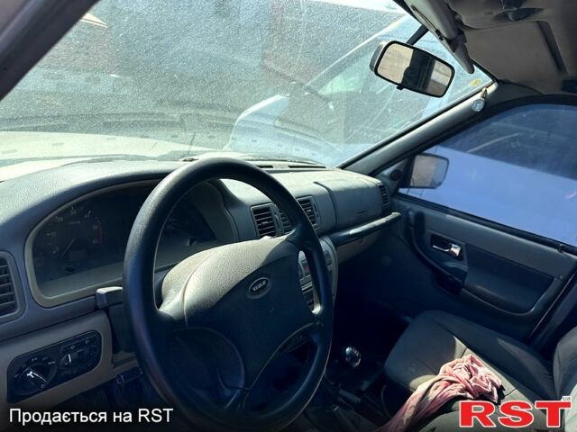 Сірий УАЗ Патріот, об'ємом двигуна 2.7 л та пробігом 755 тис. км за 3410 $, фото 6 на Automoto.ua