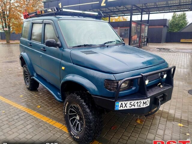 Синий УАЗ Патриот, объемом двигателя 2.7 л и пробегом 220 тыс. км за 5000 $, фото 1 на Automoto.ua