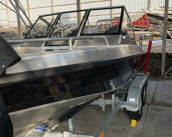 Черный УМС Tuna 585 DC, объемом двигателя 0 л и пробегом 1 тыс. км за 41500 $, фото 9 на Automoto.ua