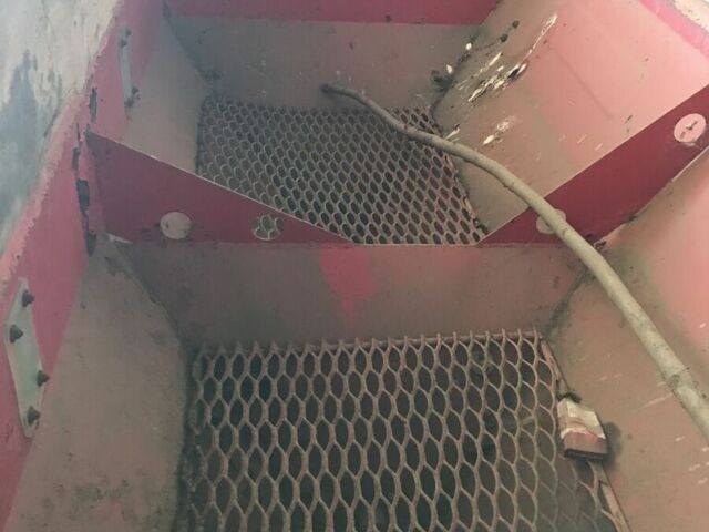 Красный Униа Другая, объемом двигателя 0 л и пробегом 0 тыс. км за 23256 $, фото 2 на Automoto.ua