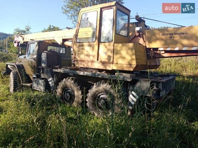 Зеленый Урал 4320, объемом двигателя 0 л и пробегом 21 тыс. км за 14900 $, фото 3 на Automoto.ua