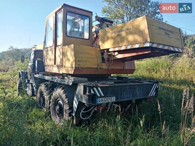 Зеленый Урал 4320, объемом двигателя 0 л и пробегом 21 тыс. км за 14900 $, фото 5 на Automoto.ua