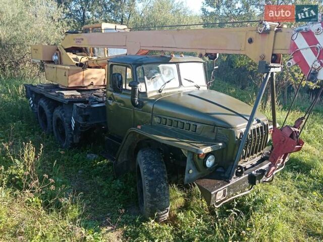 Зеленый Урал 4320, объемом двигателя 0 л и пробегом 21 тыс. км за 14900 $, фото 2 на Automoto.ua