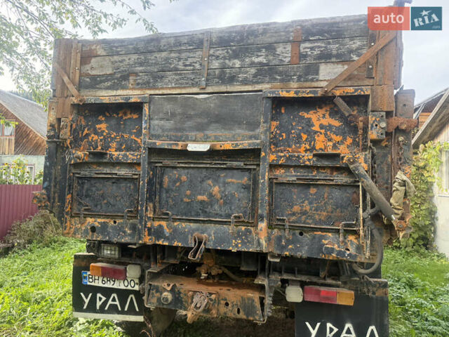 Бежевий Урал 5557, об'ємом двигуна 10.8 л та пробігом 168 тис. км за 15460 $, фото 5 на Automoto.ua