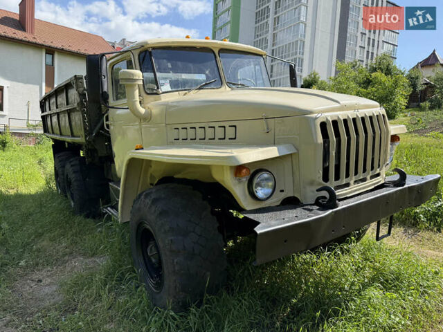 Бежевый Урал 5557, объемом двигателя 10.85 л и пробегом 75 тыс. км за 15700 $, фото 3 на Automoto.ua
