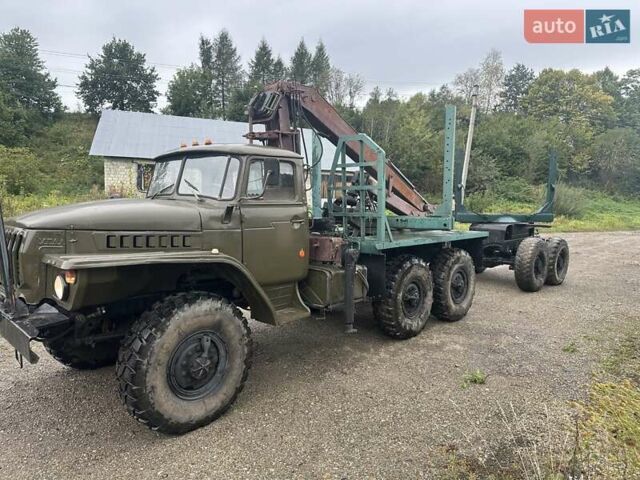 Зеленый Урал 5557, объемом двигателя 0 л и пробегом 100 тыс. км за 18000 $, фото 1 на Automoto.ua