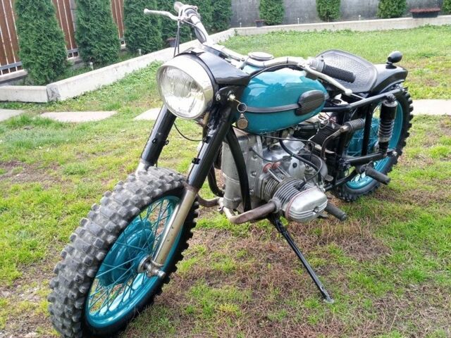 Урал Другая, объемом двигателя 0.65 л и пробегом 0 тыс. км за 1100 $, фото 1 на Automoto.ua