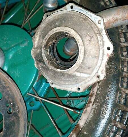 Зеленый Урал М-67-36, объемом двигателя 0 л и пробегом 24 тыс. км за 500 $, фото 3 на Automoto.ua