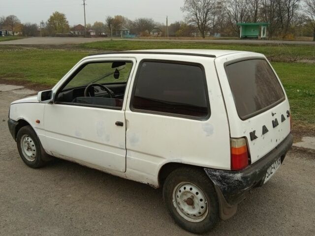 Белый ВАЗ 1111 Ока, объемом двигателя 1 л и пробегом 70 тыс. км за 638 $, фото 1 на Automoto.ua