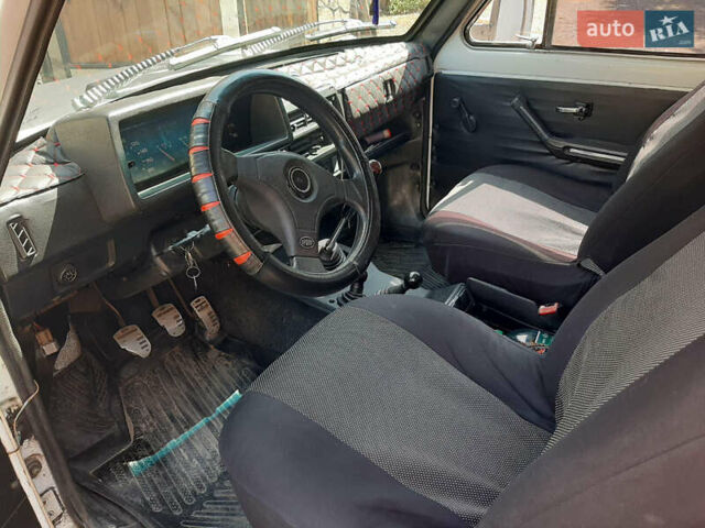 Белый ВАЗ 1111 Ока, объемом двигателя 1.7 л и пробегом 140 тыс. км за 3600 $, фото 7 на Automoto.ua