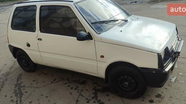 Белый ВАЗ 1111 Ока, объемом двигателя 0 л и пробегом 100 тыс. км за 600 $, фото 2 на Automoto.ua
