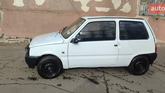 Белый ВАЗ 1111 Ока, объемом двигателя 0 л и пробегом 100 тыс. км за 600 $, фото 5 на Automoto.ua