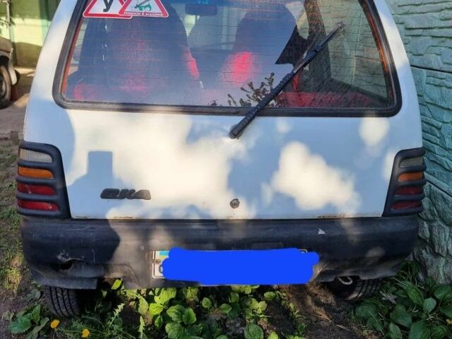 Белый ВАЗ 1111 Ока, объемом двигателя 0 л и пробегом 180 тыс. км за 700 $, фото 2 на Automoto.ua