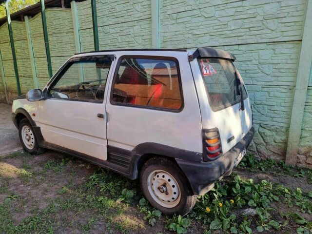 Белый ВАЗ 1111 Ока, объемом двигателя 0 л и пробегом 180 тыс. км за 700 $, фото 1 на Automoto.ua