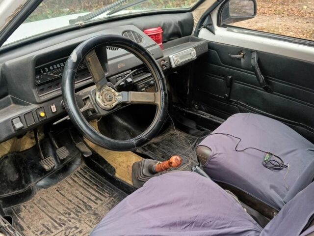 Белый ВАЗ 1111 Ока, объемом двигателя 1 л и пробегом 555 тыс. км за 596 $, фото 4 на Automoto.ua