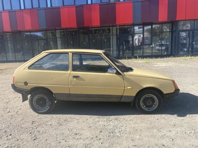 Бежевий ВАЗ 1111 Ока, об'ємом двигуна 1.3 л та пробігом 400 тис. км за 750 $, фото 1 на Automoto.ua