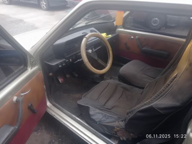 Бежевый ВАЗ 1111 Ока, объемом двигателя 0.8 л и пробегом 83 тыс. км за 650 $, фото 7 на Automoto.ua