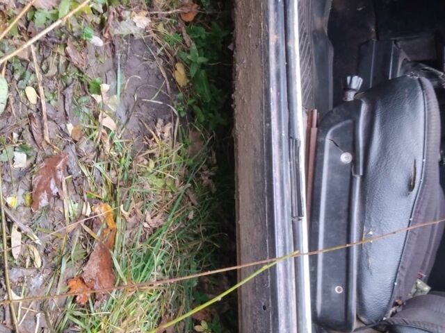 Фиолетовый ВАЗ 1111 Ока, объемом двигателя 0 л и пробегом 1000 тыс. км за 215 $, фото 3 на Automoto.ua