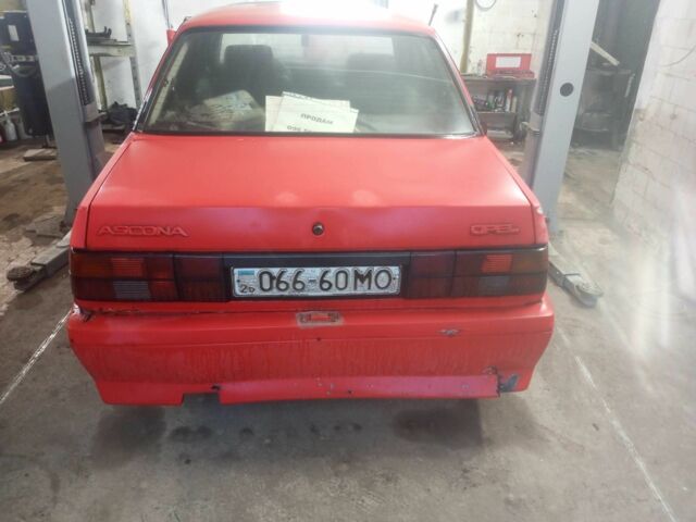 Красный ВАЗ 1111 Ока, объемом двигателя 2 л и пробегом 380 тыс. км за 700 $, фото 4 на Automoto.ua