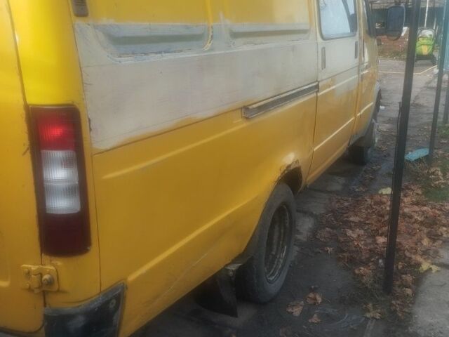 Желтый ВАЗ 1111 Ока, объемом двигателя 1.6 л и пробегом 500 тыс. км за 756 $, фото 3 на Automoto.ua