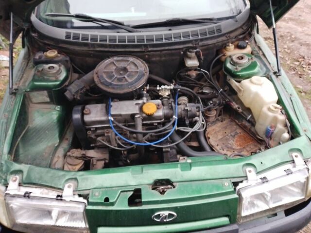 Зеленый ВАЗ 1111 Ока, объемом двигателя 1.5 л и пробегом 34 тыс. км за 832 $, фото 3 на Automoto.ua