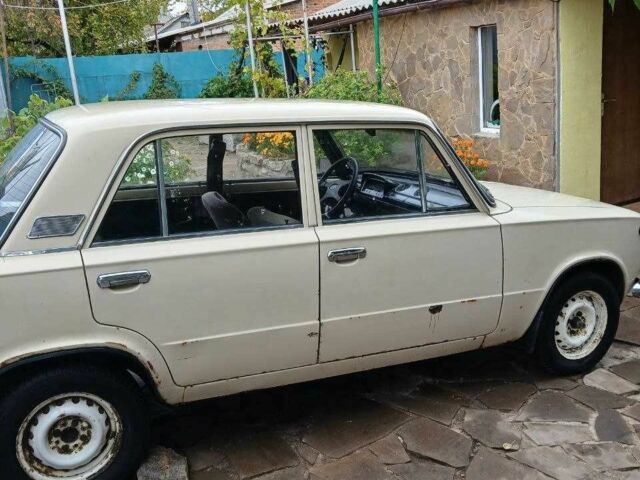 Бежевый ВАЗ 11113, объемом двигателя 1.3 л и пробегом 2 тыс. км за 750 $, фото 1 на Automoto.ua