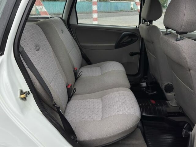 Белый ВАЗ 1117 Калина, объемом двигателя 1.4 л и пробегом 19 тыс. км за 3999 $, фото 20 на Automoto.ua